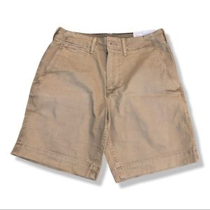 A&E 8’ khaki shorts